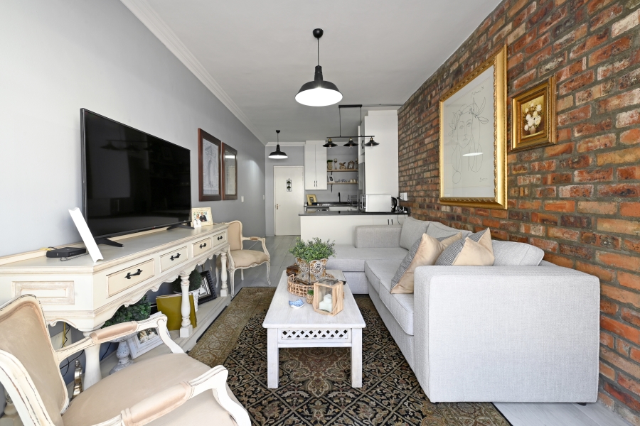 1 Bedroom Property for Sale in Oranjezicht Western Cape